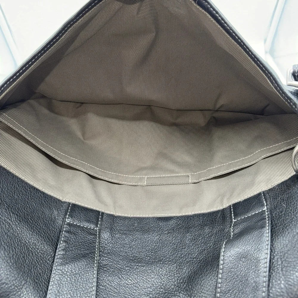 Johnston & Murphy J & M Black Pebbled Leather Briefcase Laptop Messenger Bag